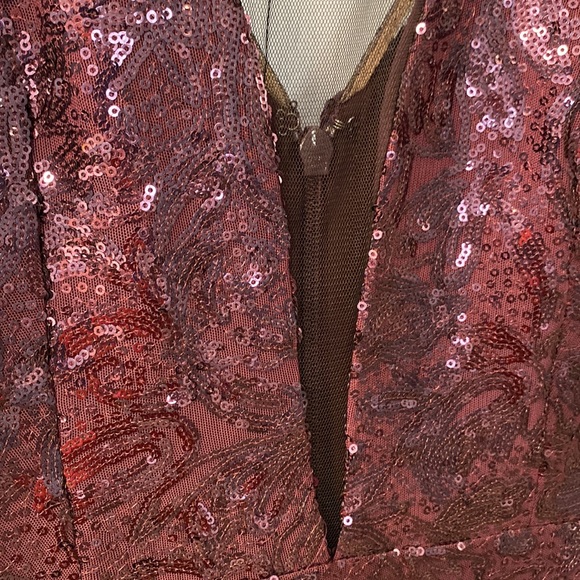 Purple Sequin Dress BCBG MaxAzria Size 6 - Picture 3 of 7